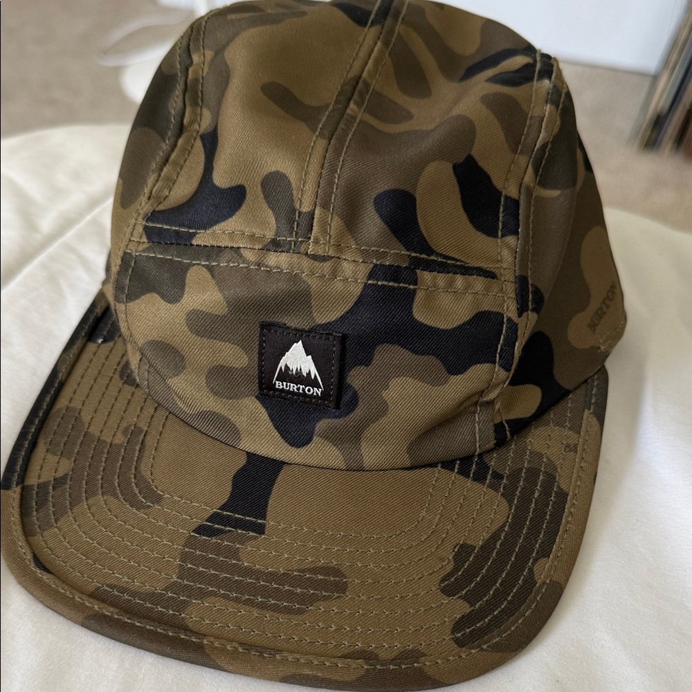 Burton Camouflage Hat - Green and Brown